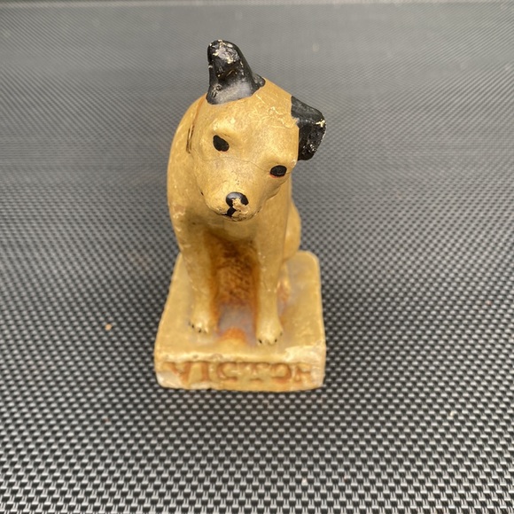 Vintage RCA Victor mascot statue. - Picture 2 of 4